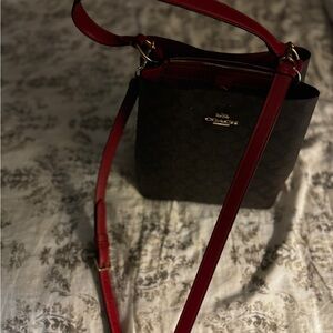 Coach Town Bucket Bag In Leather / Signature Canvas Large IM/Brown and Red